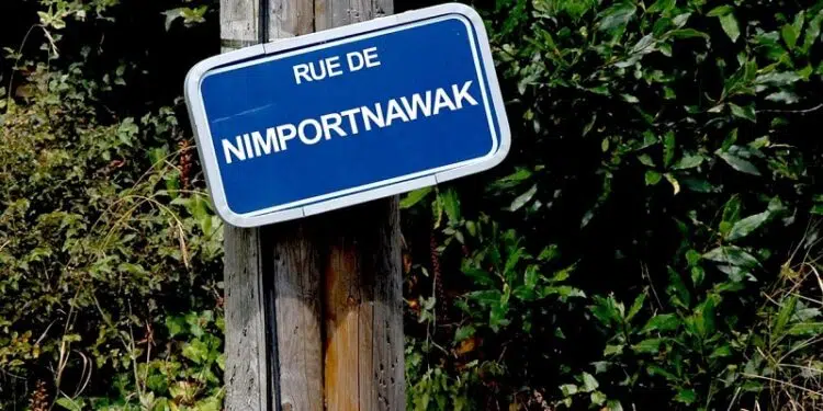 Tout savoir sur la plaque de rue