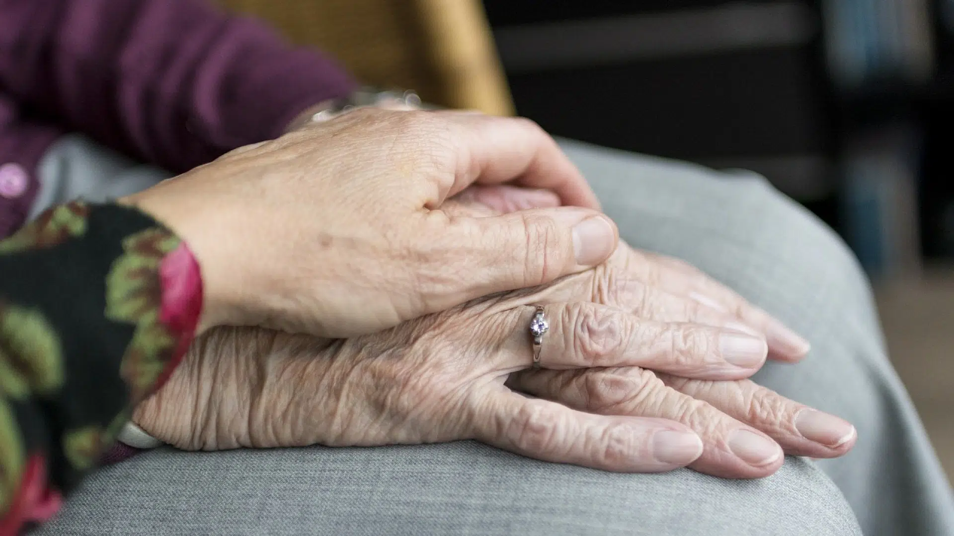 Pourquoi opter pour la téléassistance des seniors ?