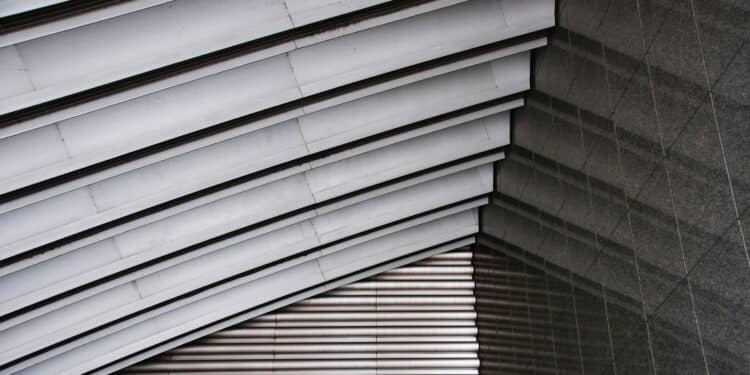Quels sont les avantages de la toiture en bac acier ?